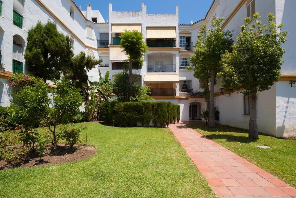 Apartamento Con Piscina Cerca Del Golf En Atalaya - Atalaya Del Golf 31 Estepona Luaran gambar